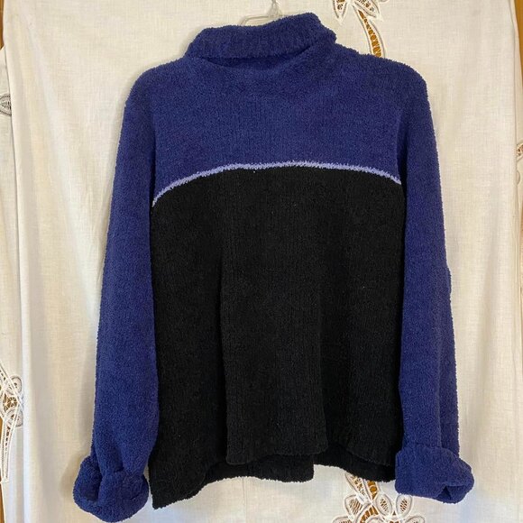 Aerial Pullover - Black/Columbia Blue main image 0